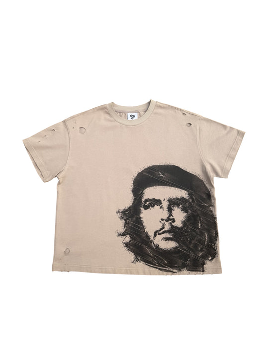 Che” Distressed tee